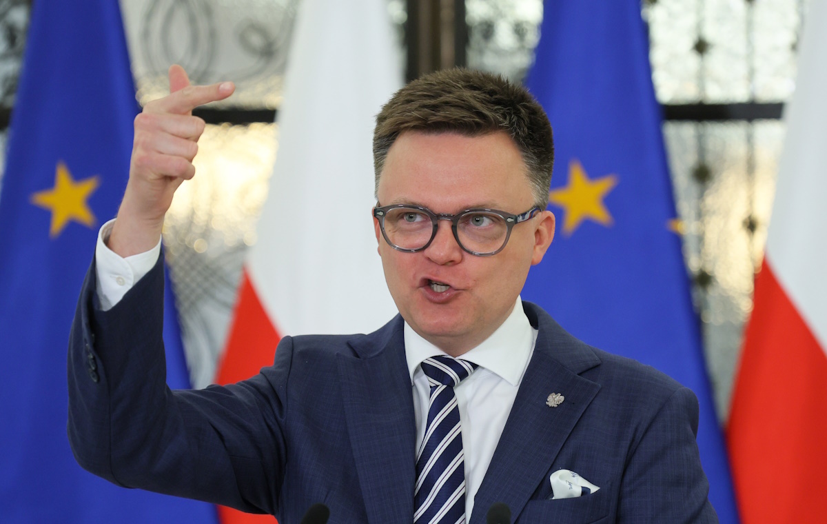 Skręt w lewo Hołownia za związkami partnerskimi Co z PSL