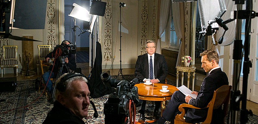 Prezydent rzucił linę członkom PKW, a oni pokazali mu gest ...