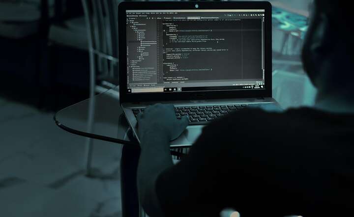 Według Czech za cyberatakami na MSZ stoi chińska grupa specsłużb APT31 / autor: Pixabay