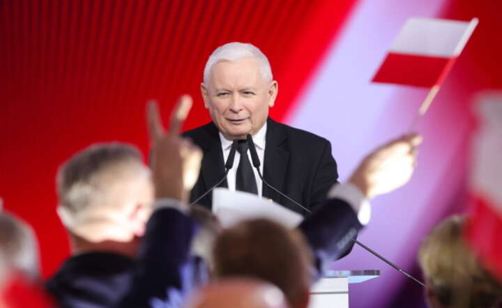 Jarosław Kaczyński przemawia na zakończenie konwencji PiS w centrum EXPO XXI w Warszawie / autor: PAP/Rafał Guz