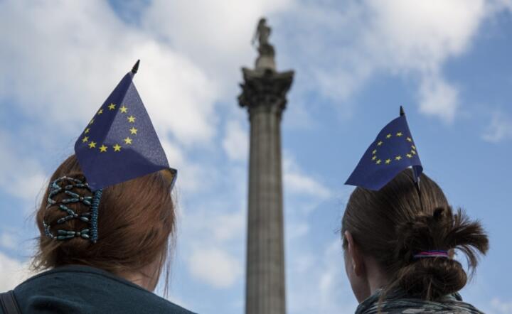 Zwolennicy pozostania Wielkiej Brytanii w UE na Trafalgar Square, fot. PAP/EPA/HAYOUNG JEON