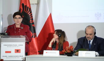 Premier Albanii zachęca do inwestowania w turystykę