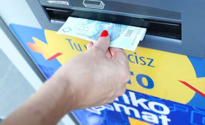 Bankomaty z funkcja wpłat są najbardziej efektywne ekonomicznie / autor: Fratria /JS