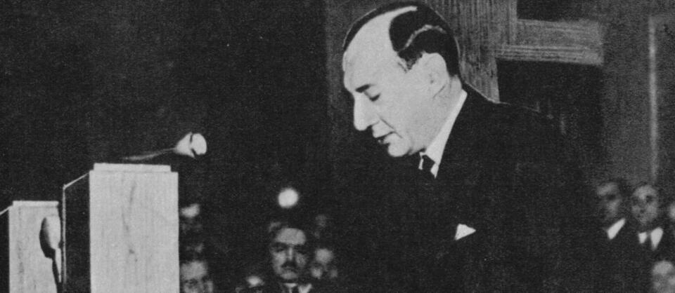 Józef Beck wygłaszający przemówienie w Sejmie 5 maja 1939 / autor: commons.wikimedia.org