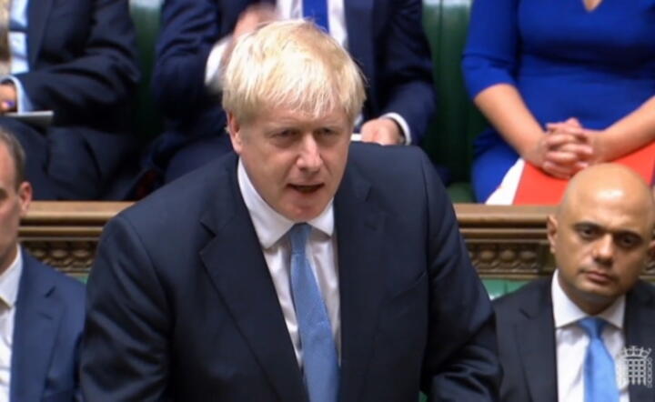 Nowy premier Wielkiej Brytanii Boris Johnson przemawia w parlamencie / autor: PAP/ EPA/UK PARLIAMENTARY RECORDING UNIT