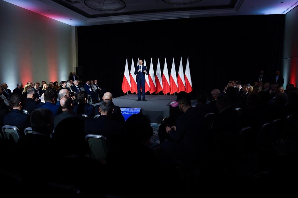 Premier Mateusz Morawiecki na Kongresie Programowym OdNowy RP / autor: PAP/Radek Pietruszka