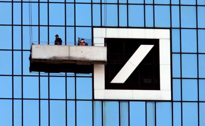 Logo Deutsche Banku na siedzibie centrali we Frankfurcie nad Menem, fot. PAP/EPA/ARNEÂ DEDERT EPA/ARNE DEDERT 
