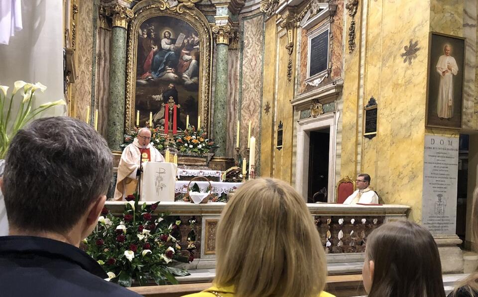 Msza Święta w Rzymie w intencji ofiar Katastrofy Smoleńskiej / autor: Twitter/@PLinVatican