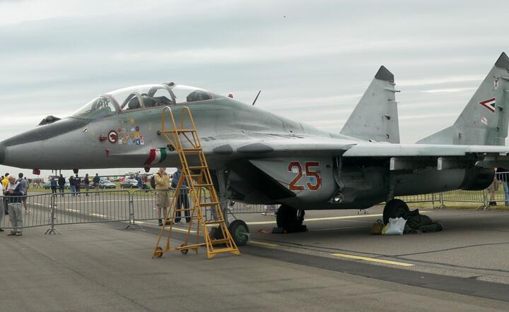Rosyjski myśliwiec MiG-29 na wyposażeniu lotnictwa Węgier na wystawie lotniczej w Wielkiej Bytanii, fot. www.freeimages.com/ukmjk