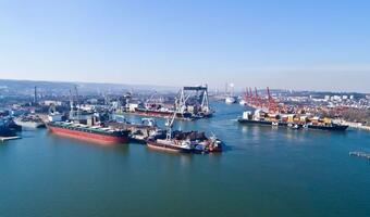 Port Gdynia: Spektakularne inwestycje i rekordowe wyniki!