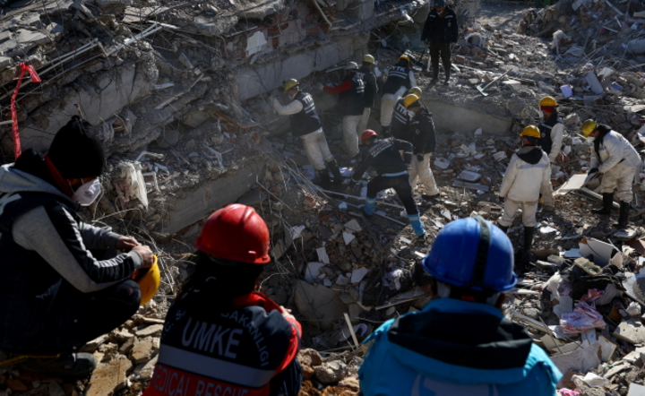 Turcja: uratowano 13-letniego chłopca. Był 182 godziny pod gruzami