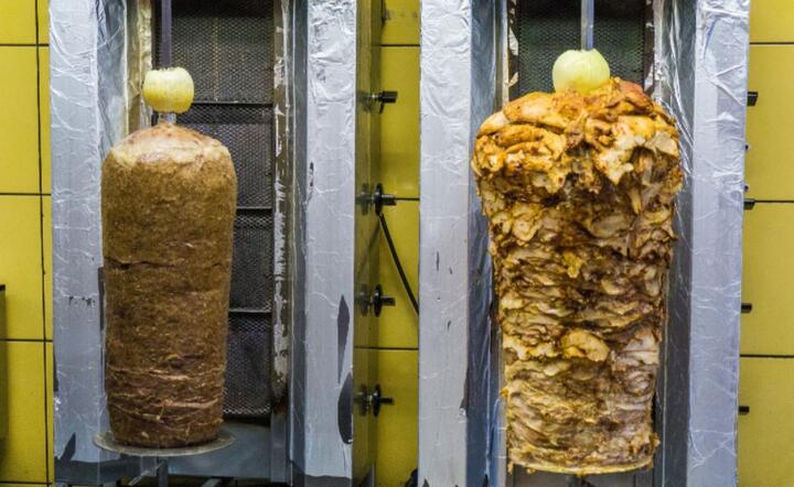 PO z kolegami uratowali fosforany w kebabach