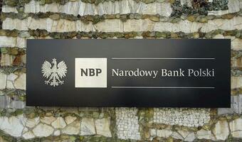 Dyrektor w NBP zarabia nawet 50 tys. zł