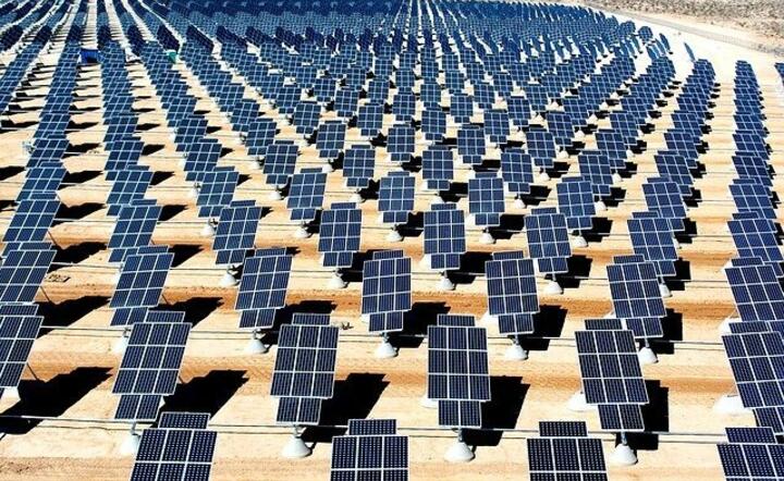 Japonia: do 2030 roku energia słoneczna tańsza niż atom