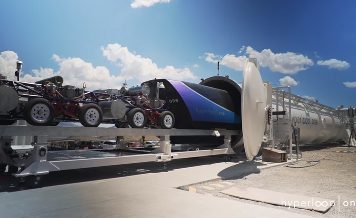 Hyperloop: Musk wymyślił, ale to Branson zbuduje
