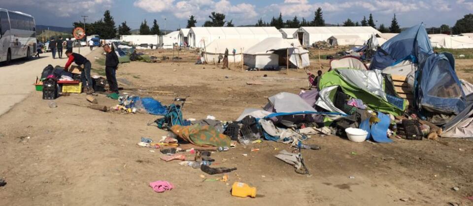 Obóz dla uchodźców w Grecji, fot. PAP/EPA