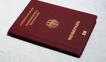 W Niemczech będą odbierać paszporty terrorystom