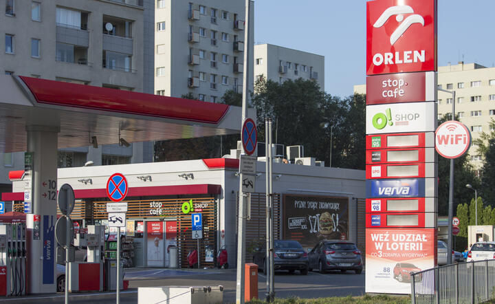 Stacja benzynowa Orlenu / autor: Fratria
