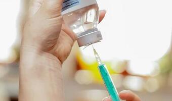 Hiszpania, medycy winią rząd za chaos w organizacji szczepień