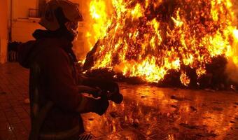 Groźne pożary na przedmieściach Aten, ewakuacja mieszkańców