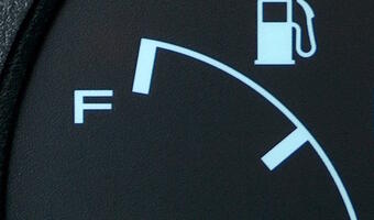 Kolejne zmiany w cenach paliw. Czego powinni spodziewać się kierowcy?