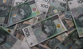 W kwietniu Polacy zaoszczędzili 7 miliardów złotych
