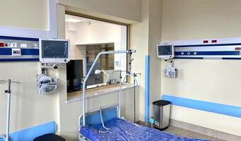 Pierwsze 80 łóżek w Szpitalu Tymczasowym przekazane Radomskiemu Szpitalowi Specjalistycznemu