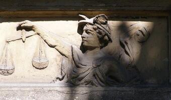 „Godność”: usłużność wymiaru sprawiedliwości wobec rządzących