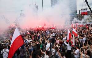 Marsz Powstania Warszawskiego / autor: PAP/Leszek Szymański