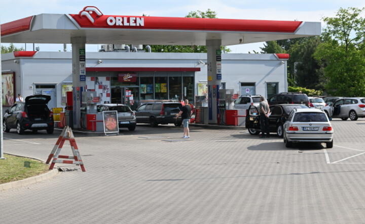 Rzeszów, stacja benzynowa Orlenu.  / autor: PAP/Darek Delmanowicz
