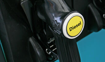 Odwraca się trend na rynku paliw? Polscy kierowcy mogą odczuć skutki drożejącej ropy