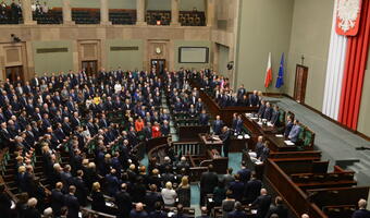 Sejm przyjął budżet na 2019 r.