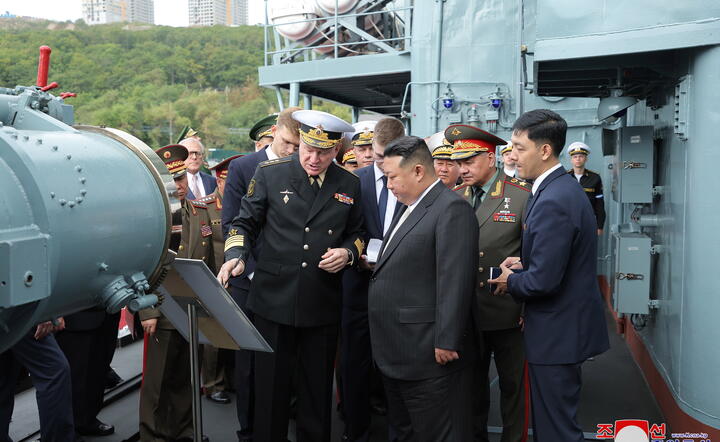 Kim Dzong Un podczas wizyty w Rosji / autor: PAP/EPA/KCNA