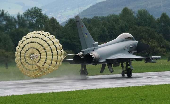 Eurofighter / autor: Pixabay
