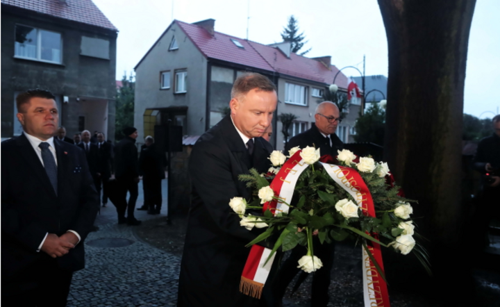 Prezydent RP Andrzej Duda w Wieluniu  / autor: PAP/Roman Zawistowski
