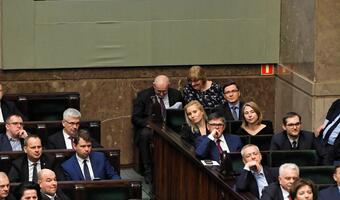 Sejm: Zgoda w sprawie walki z wirusem
