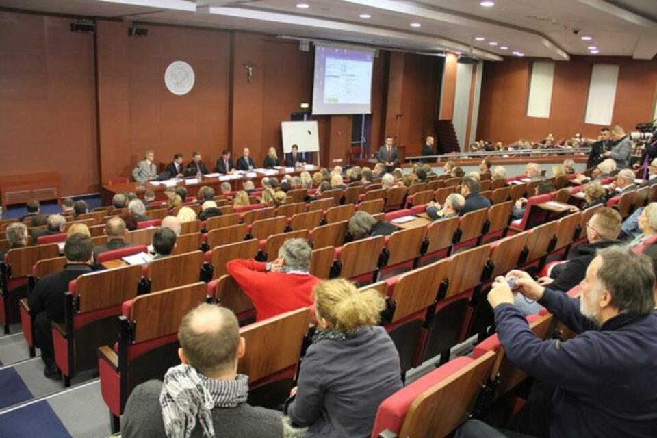 Konferencja naukowców zajmuących się Smoleńskiem. Fot. PiS