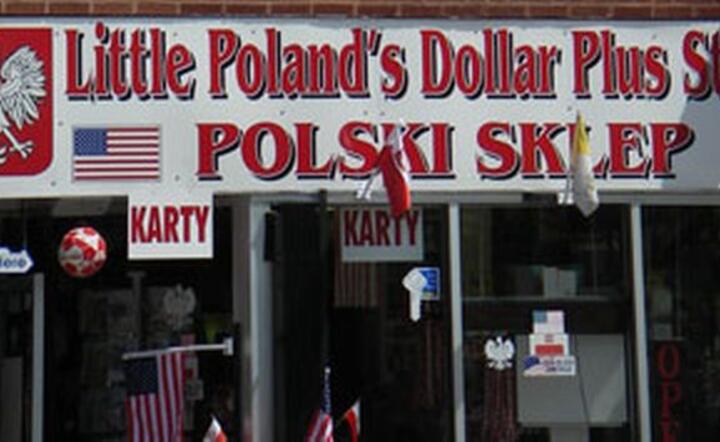 Polish shop at Milwakee Ave, Chicago Ill. Photo Marta Sehn. Ten plik udostępniony jest na licencji Creative Commons Wikipedia