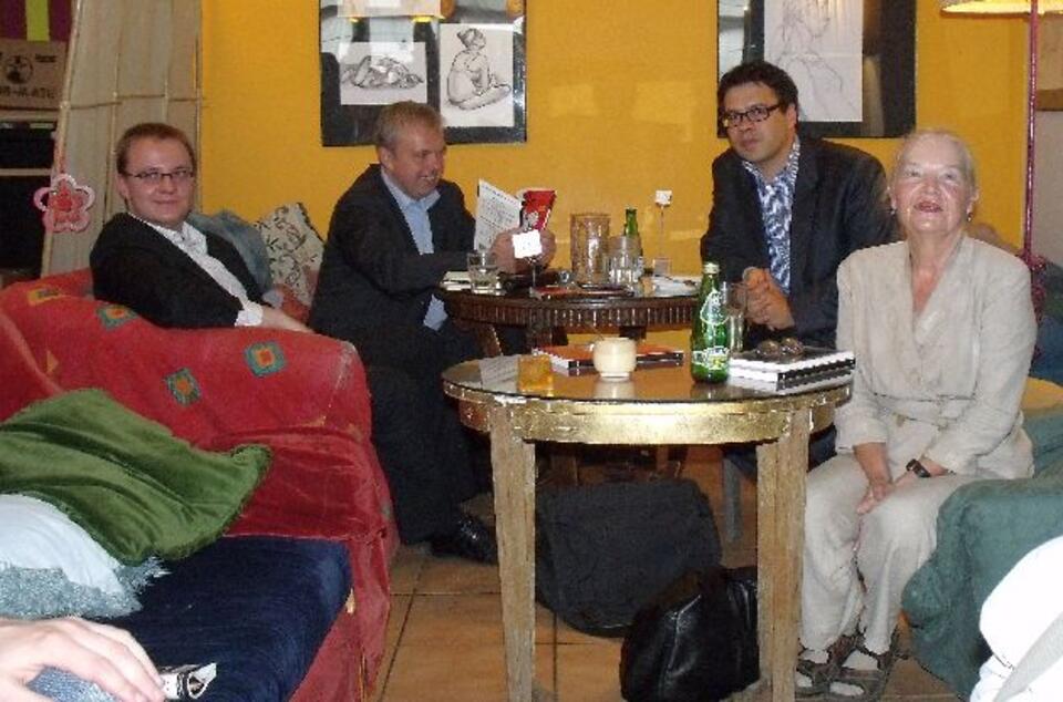 Spotkanie promocyjne piątego zeszytu Rzeczy Wspólnych. Od lewej: Bartłomiej Radziejewski , Andrzej Godlewski, Michał Karnowski, prof. Jadwiga Staniszkis