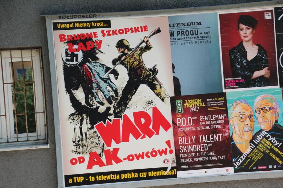 Społeczny protest przeciw niemieckim kłamstwom.  Fot. wPolityce.pl