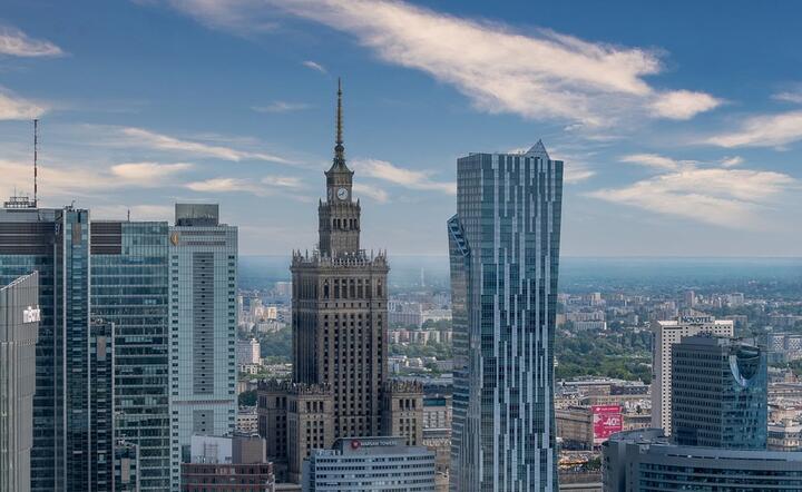 Warszawa dla Brytyjczyków w niewielkim stopniu przypomina miasto sprzed dwóch dekad / autor: Pixabay