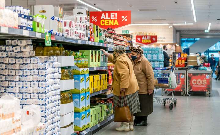 Stawka VAT na żywność wynosi znowu 5 proc. / autor: Fot. Andrzej Skwarczyński/Fratria