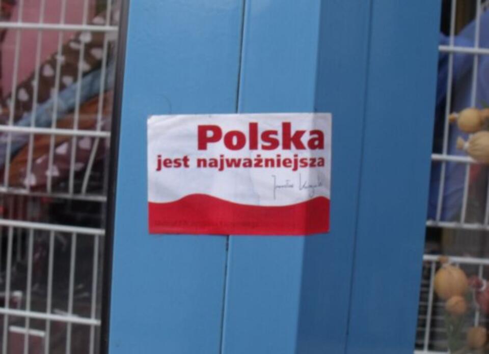 Plakat, do którego puentę dopisała historia, fot. wPolityce.pl