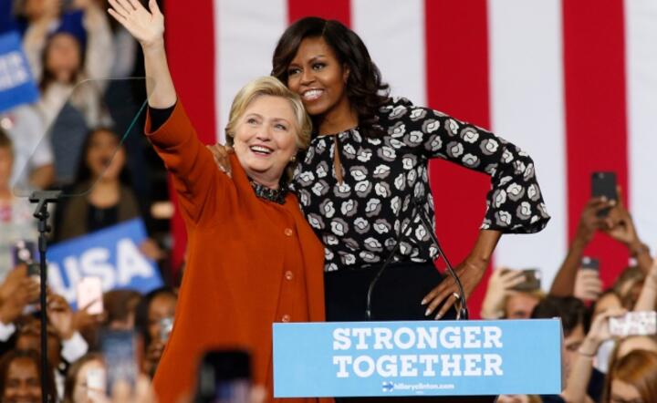Kampanię Hillary Clinton wspiera także obecna Pierwsza Dama, Michelle Obama, fot. PAP/ EPA/BRIAN BLANCO