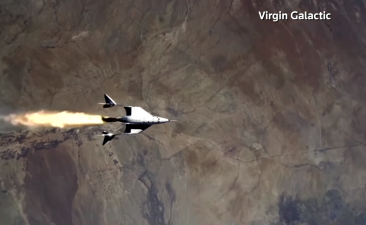 lot testowy Virgin Galactic w przestrzeni okołoziemskiej / autor: Virgina Galactic/youtube