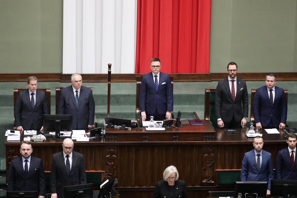 Marszałek Sejmu Szymon Hołownia na sali obrad / autor: PAP/Tomasz Gzell