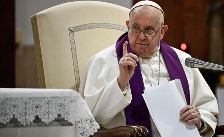 Papież Franciszek w trakcie mszy w Rzymie, 8 marca / autor: PAP/EPA/RICCARDO ANTIMIANI 