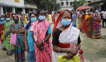 Indie: Setki tysięcy ludzi ruszą na pielgrzymkę, mimo dramatu epidemicznego