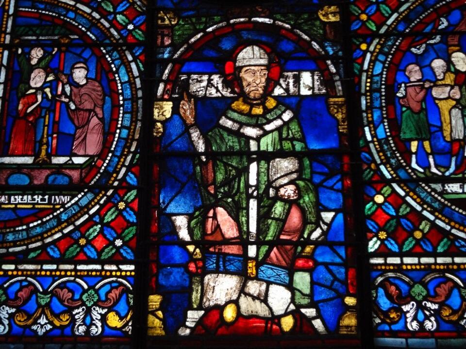 Witraż przedstawiający Tomasza Becketa w katedrze w Canterbury, Fot. wPolityce.pl