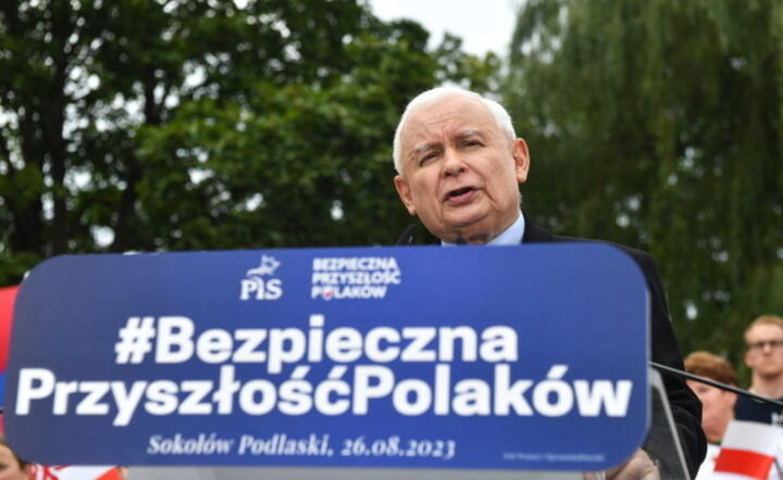 Wicepremier, prezes PiS Jarosław Kaczyński podczas spotkania z mieszkańcami Sokołowa Podlaskiego / autor: PAP/Piotr Nowak